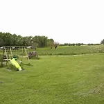 بيت ضيافة Les Anes De