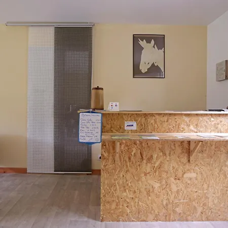 Les Anes De Guest house