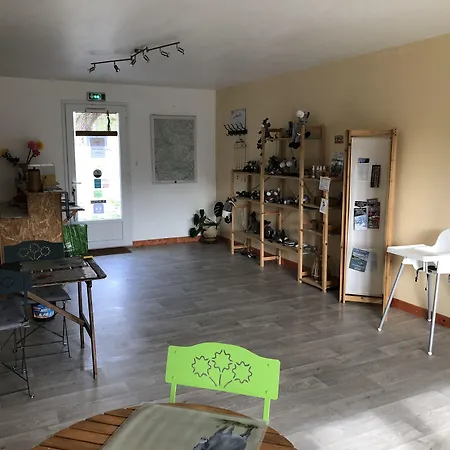 Konukevi Les Anes De